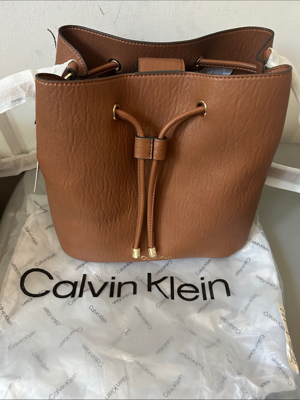 NEW Calvin Klein Tan Drawstring Bucket Shoulder Bag